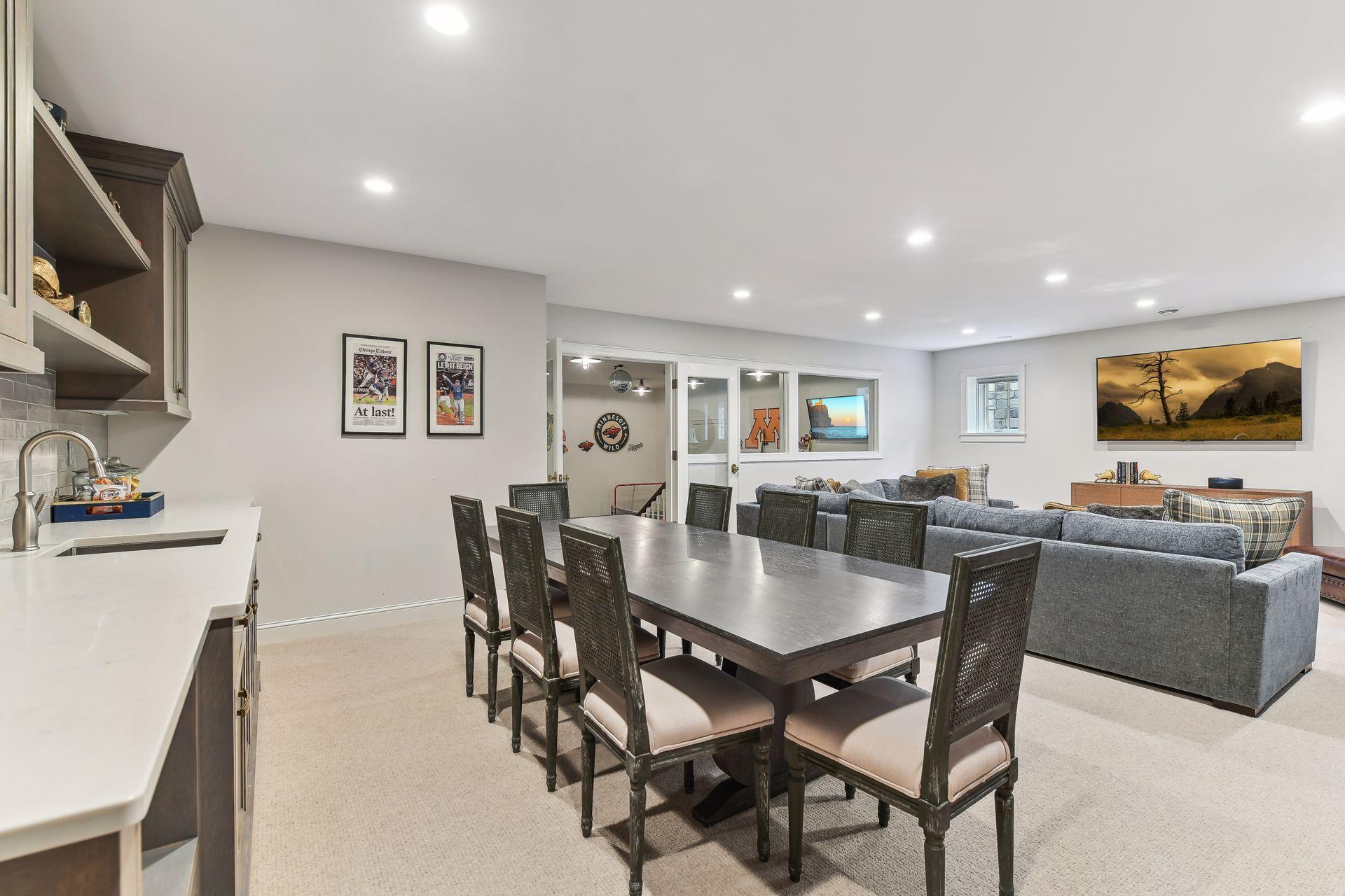 Lower level family room/Sport court