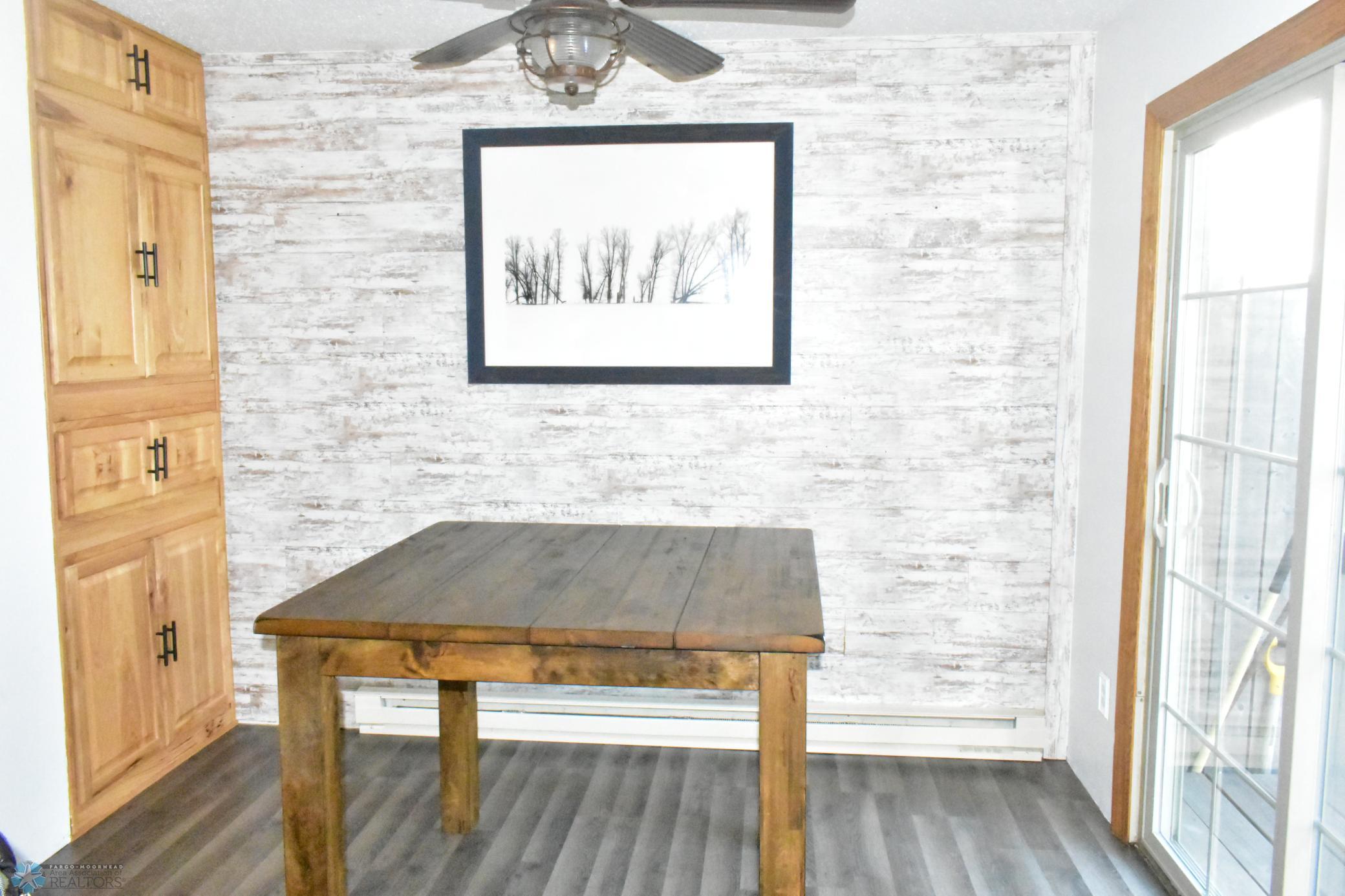 Kitchen/Eat-in