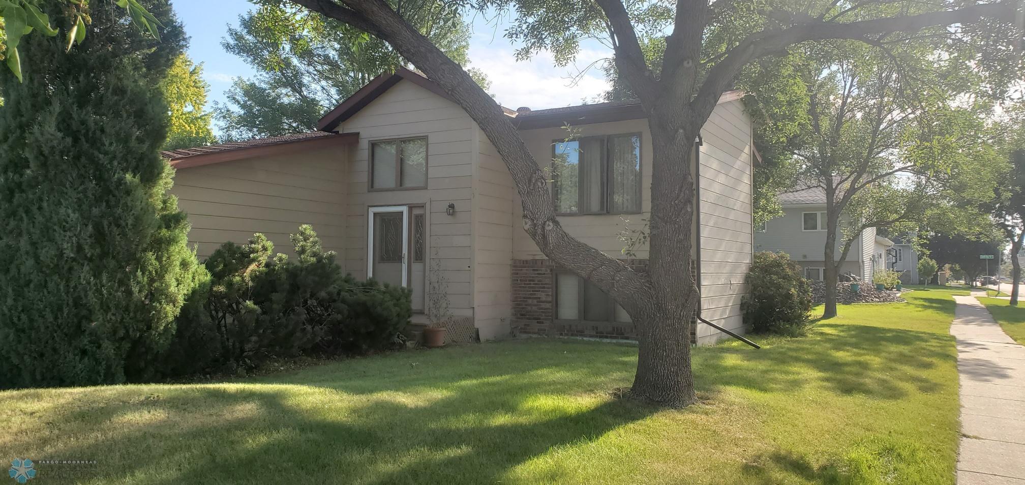 Property photo for 2912 27th Street S, Fargo, ND 58103