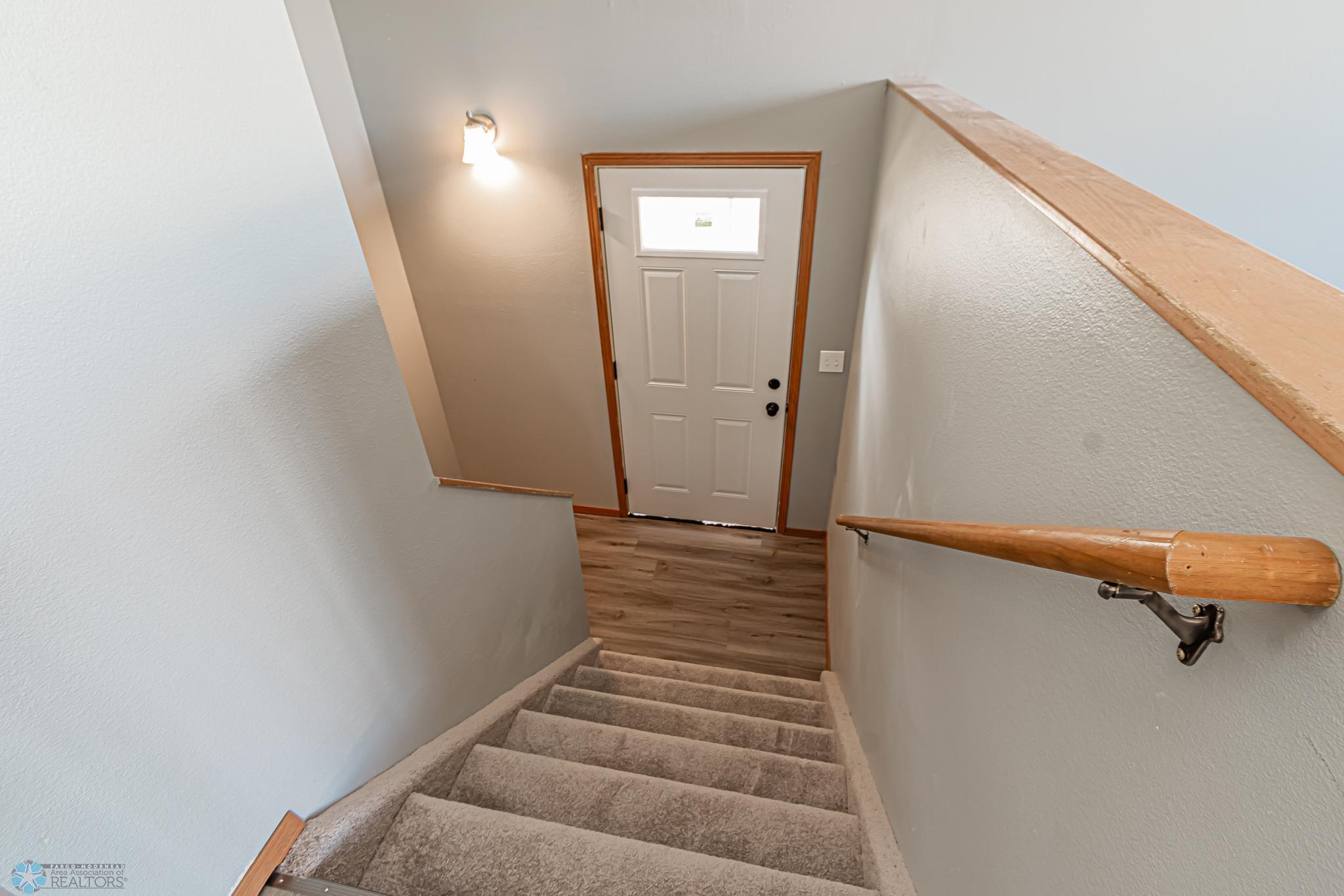 2032 57th Ave S, Fargo, ND-27.jpg