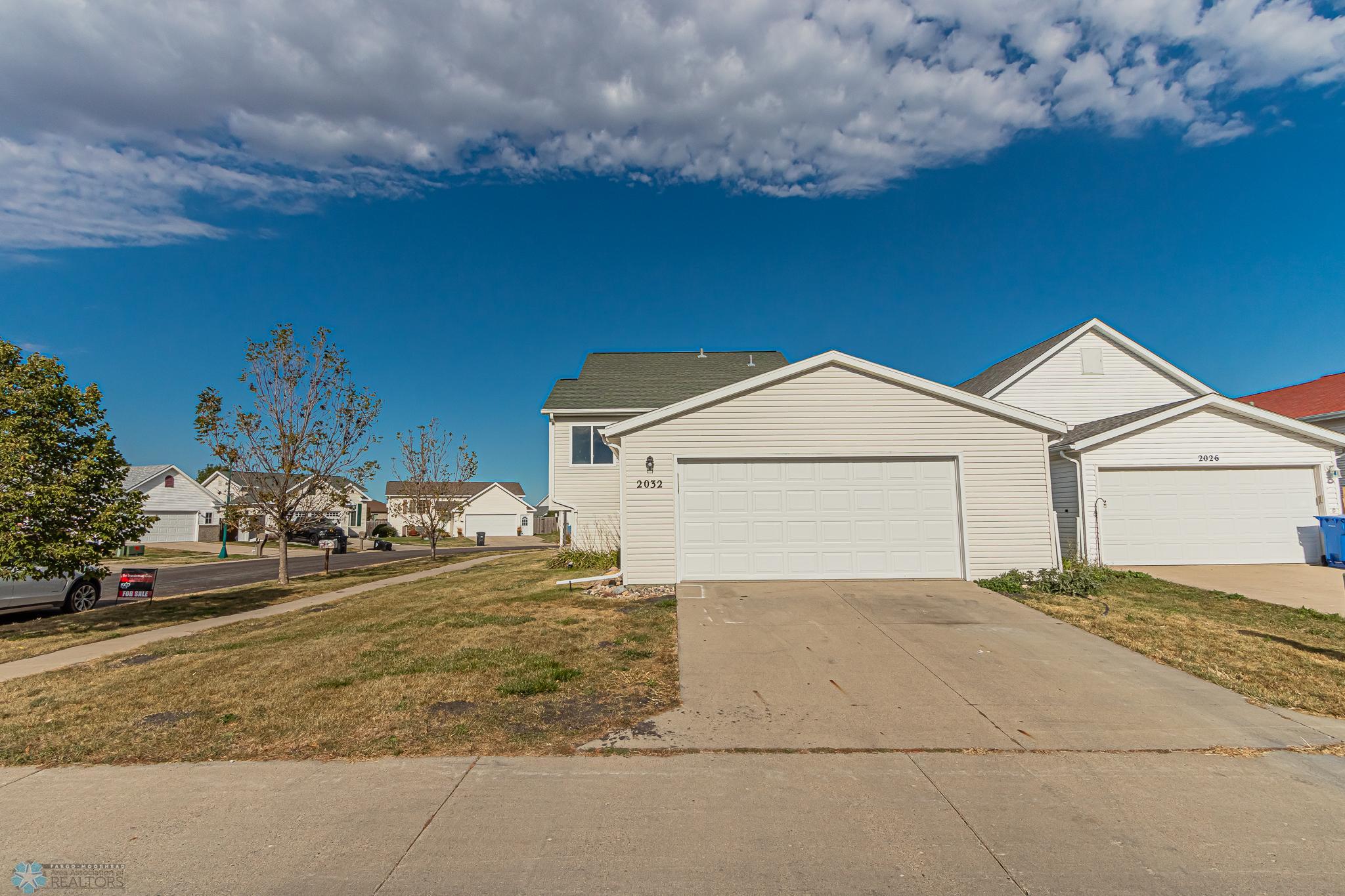 2032 57th Ave S, Fargo, ND-31.jpg