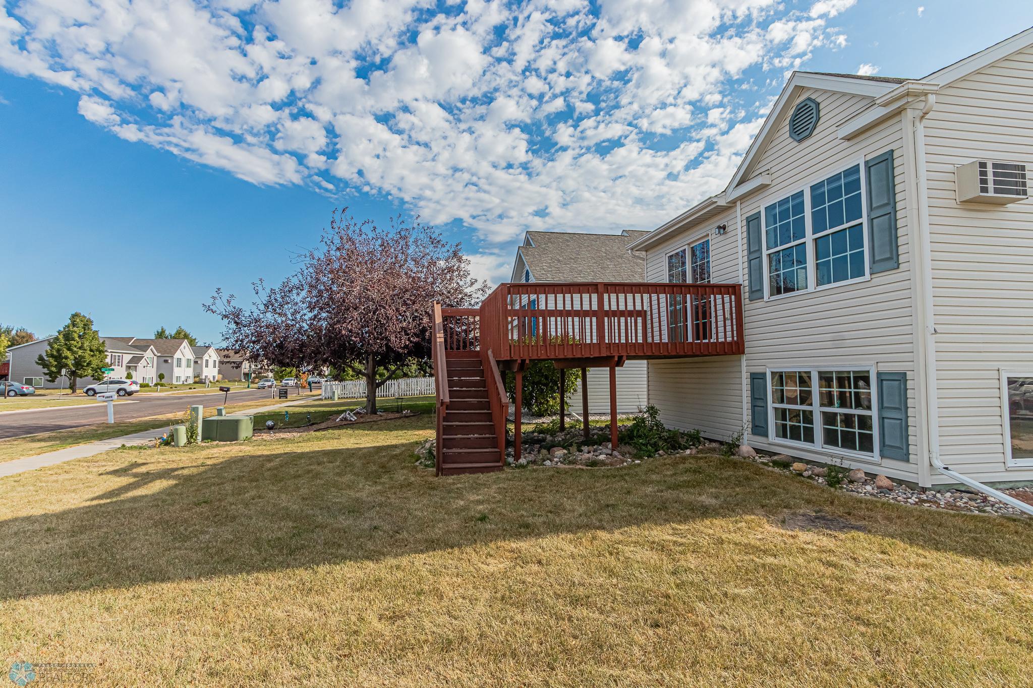 2032 57th Ave S, Fargo, ND-30.jpg