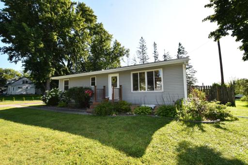 557 Pearl Street, Zumbrota, MN 55992