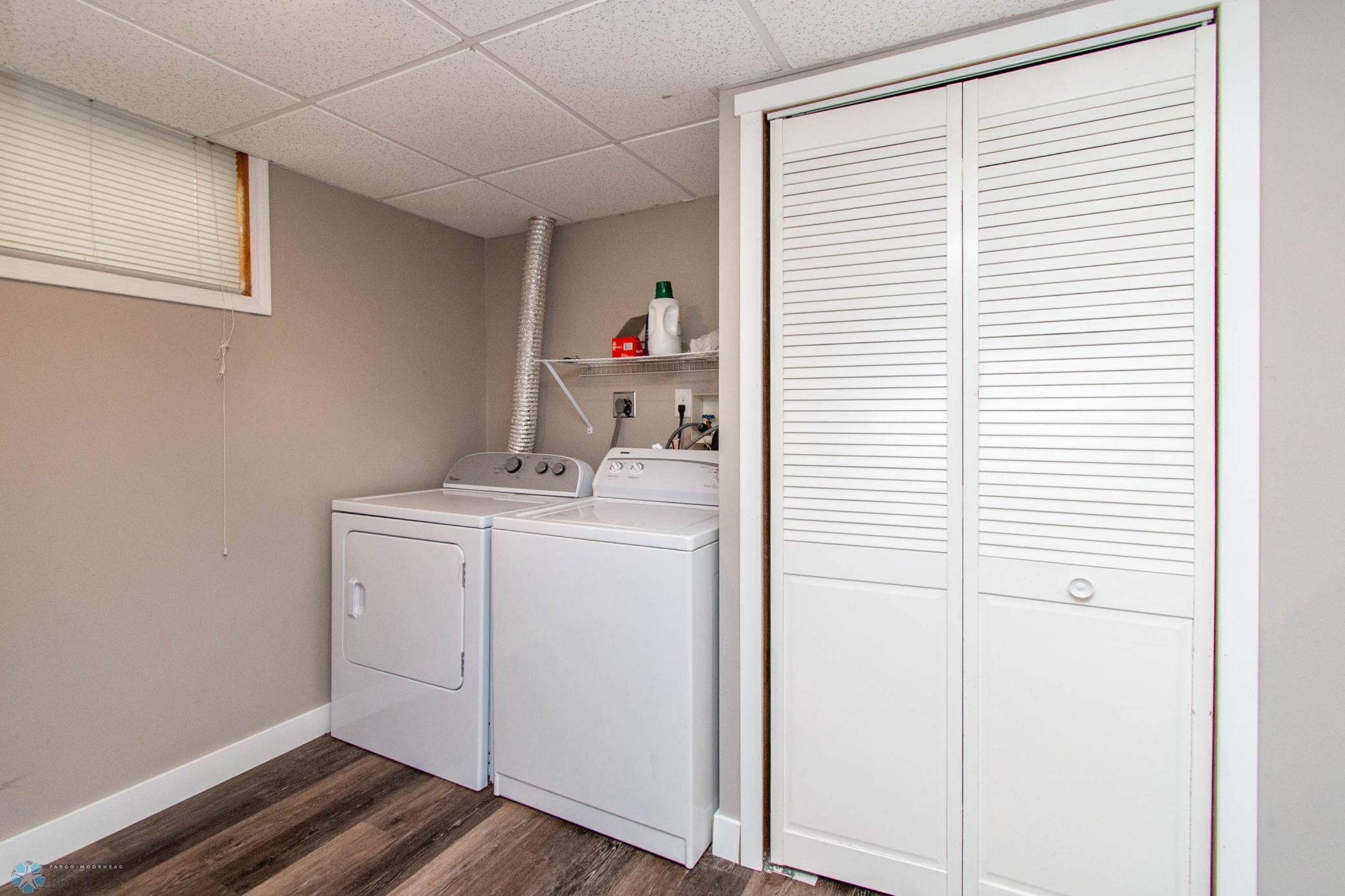Bathroom 2/Laundry Room