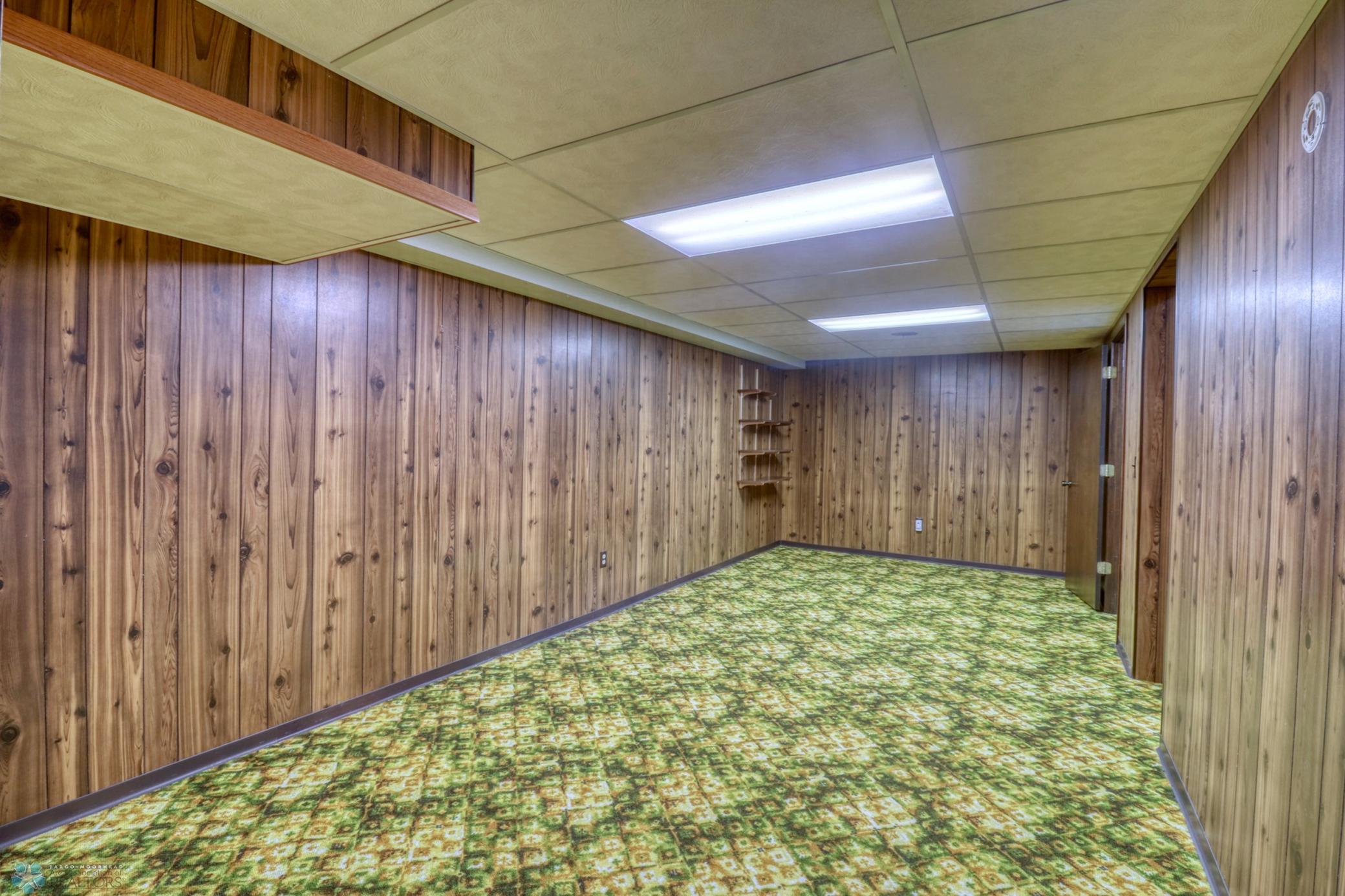 Basement1_2.jpg