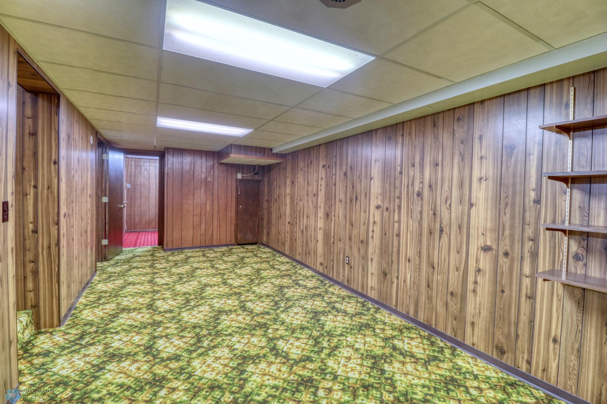 Basement1_1.jpg