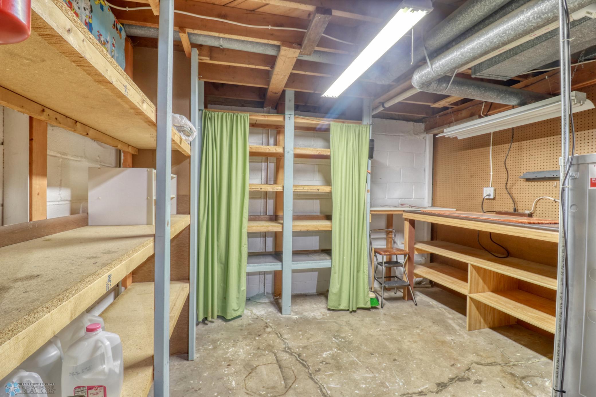 Basement Storage1_1.jpg
