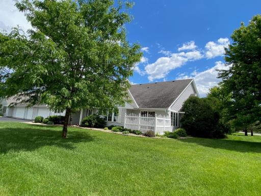 2144 Rolling Green Lane, North Mankato, MN 56003