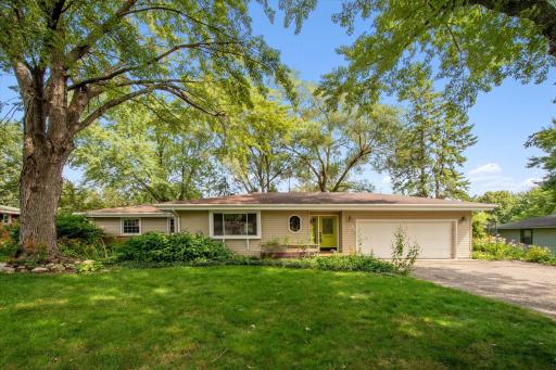 15205 Lead Street, Burnsville, MN 55306