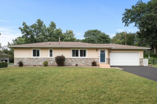 1901 Gold Trail, Saint Paul, MN 55122