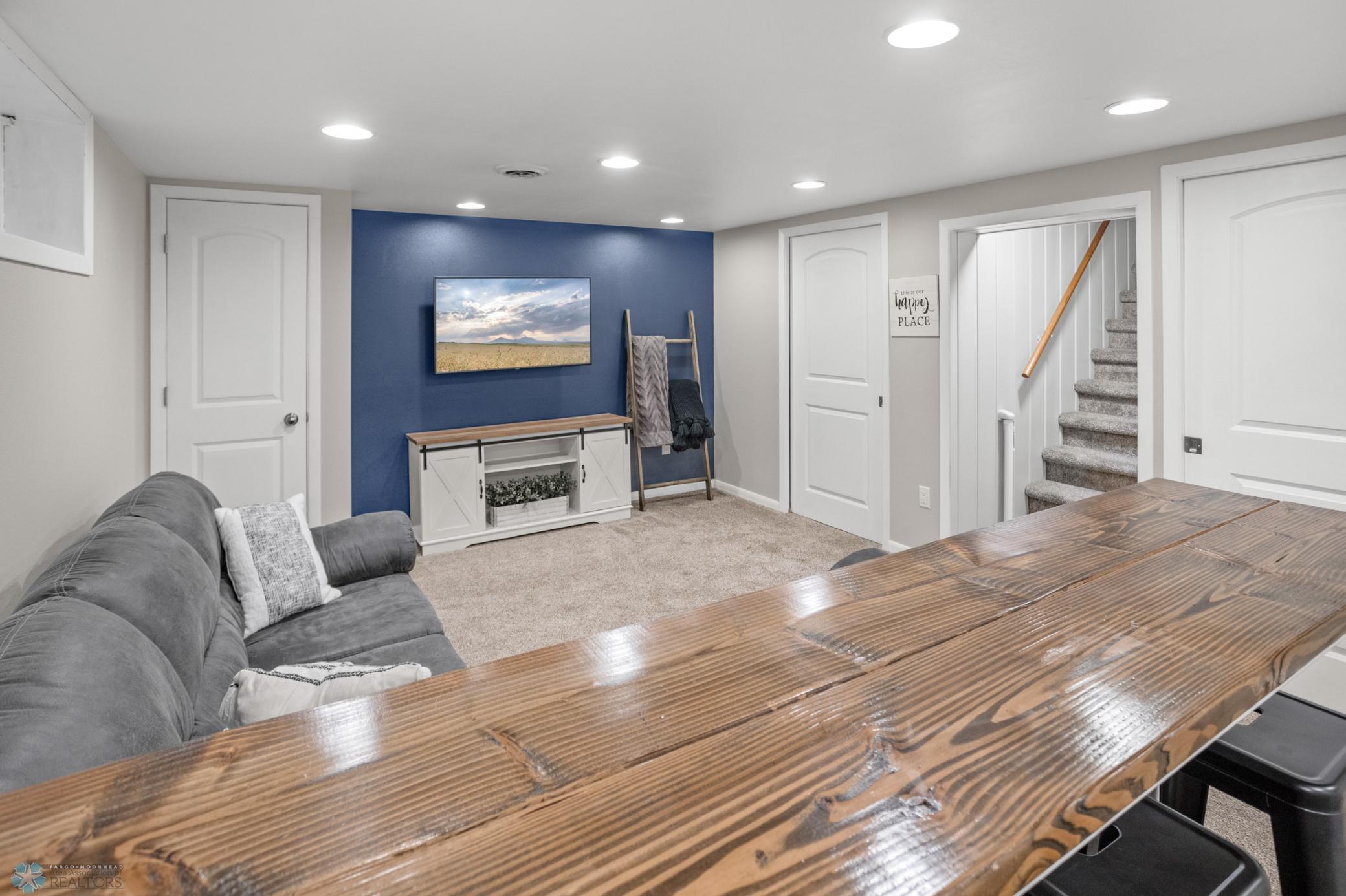 Family Room 4
