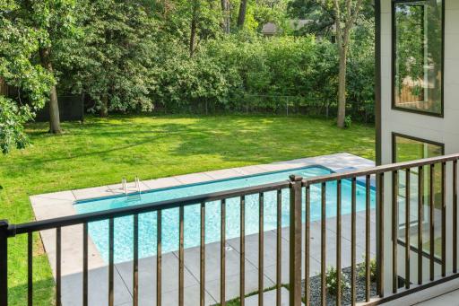9621 Oak Ridge Trail, Minnetonka, MN 55305