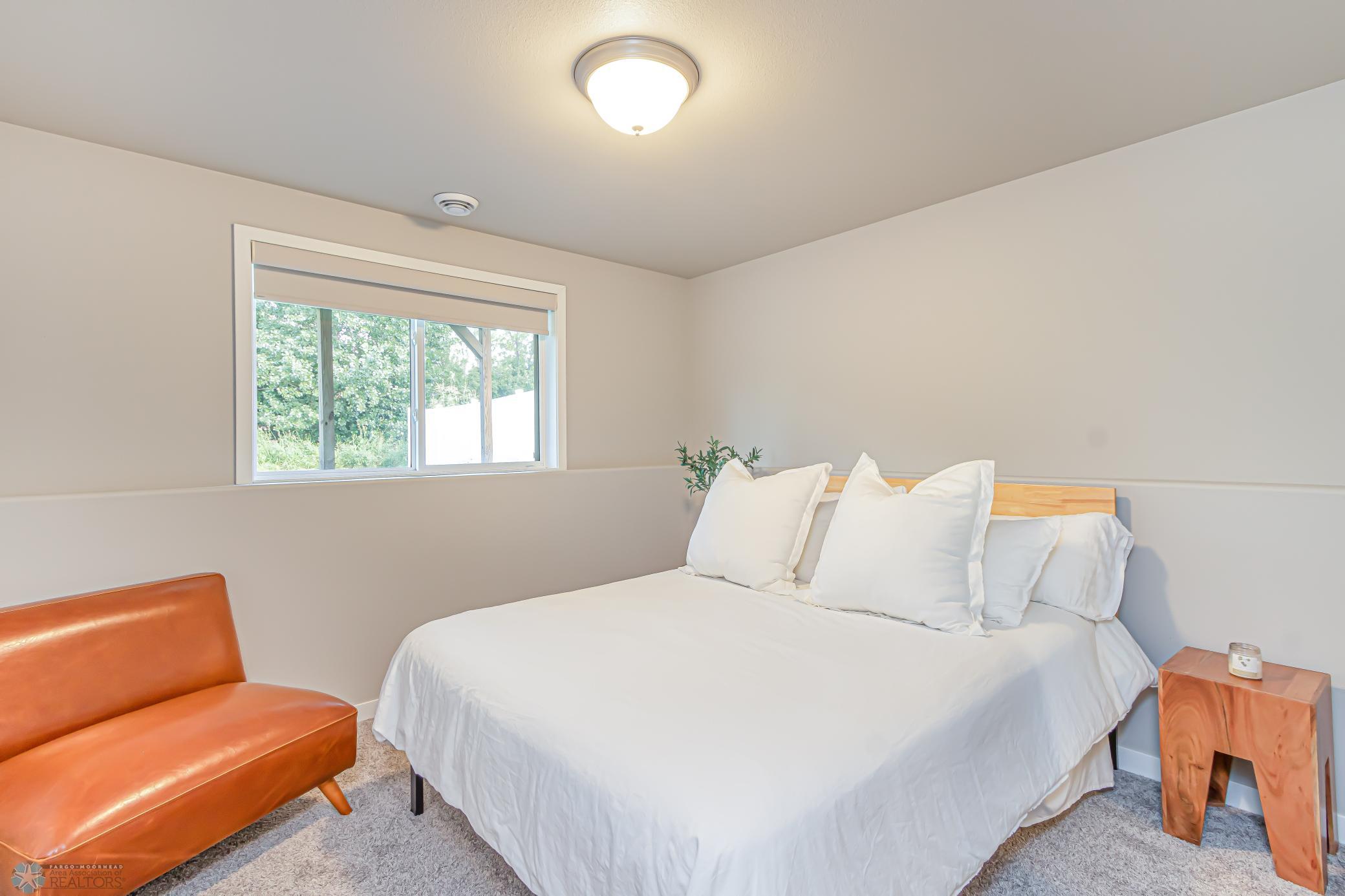 Bedroom3_1.jpg