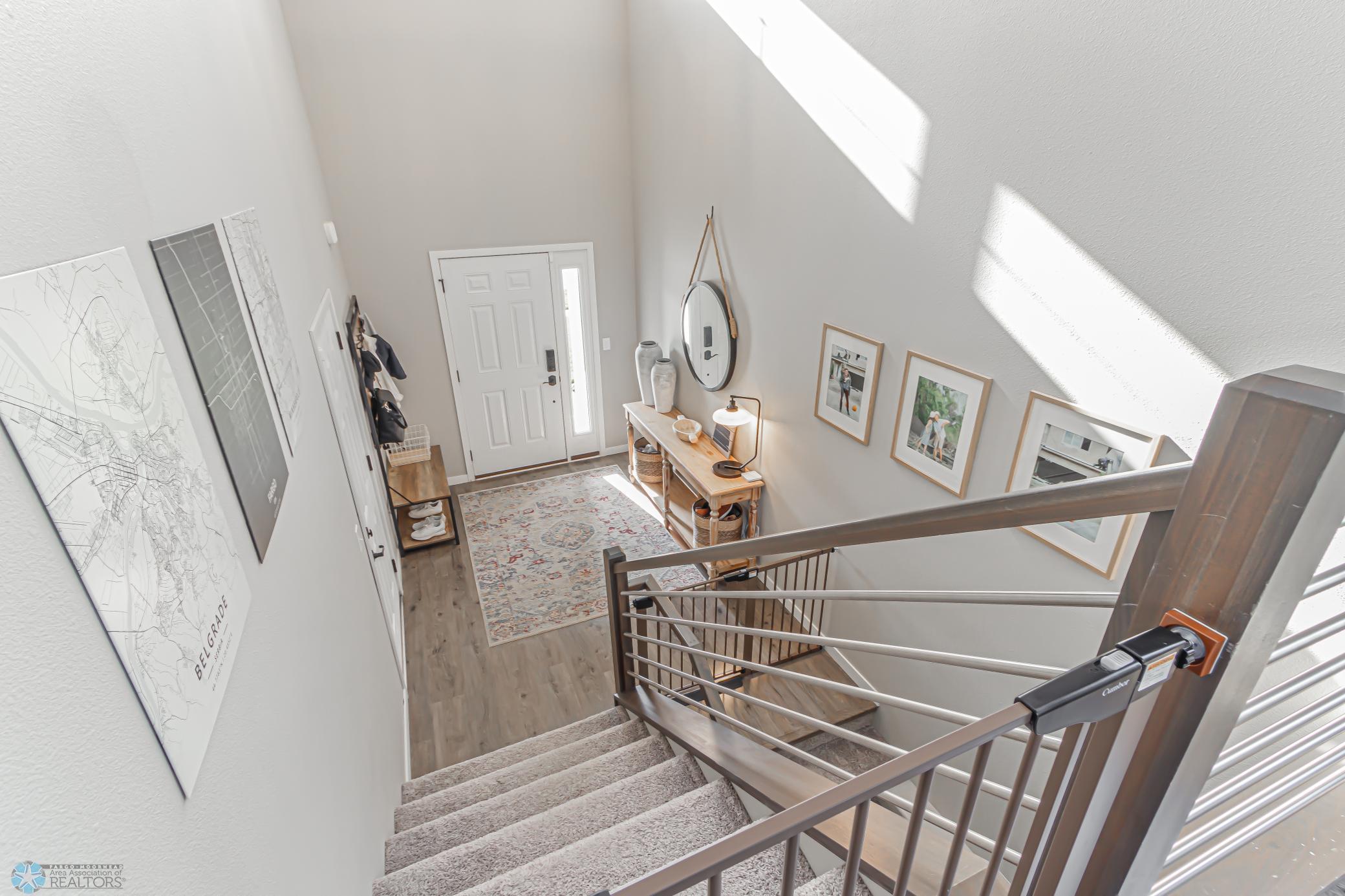 Entryway_2.jpg