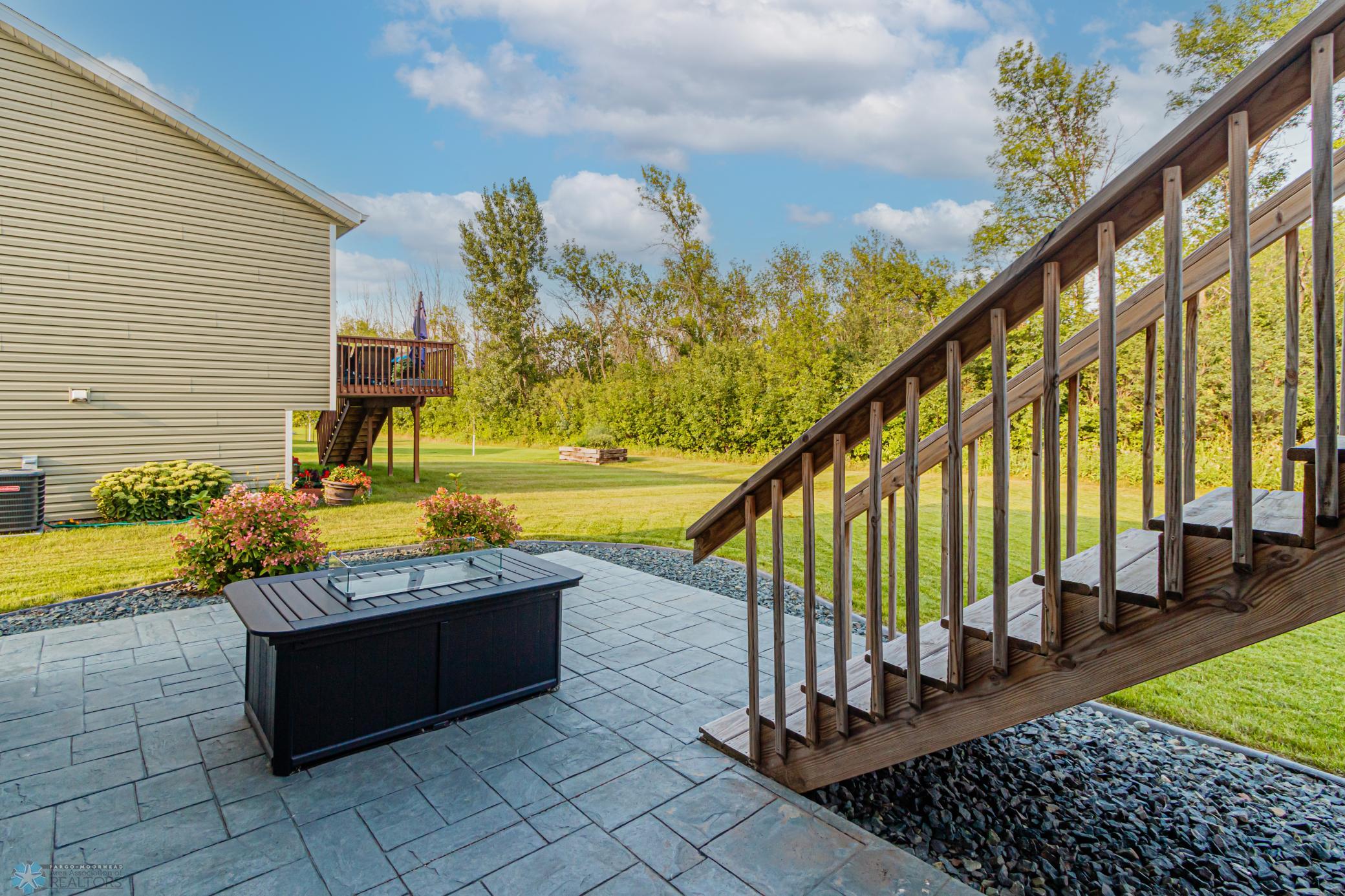 Exterior_5.jpg