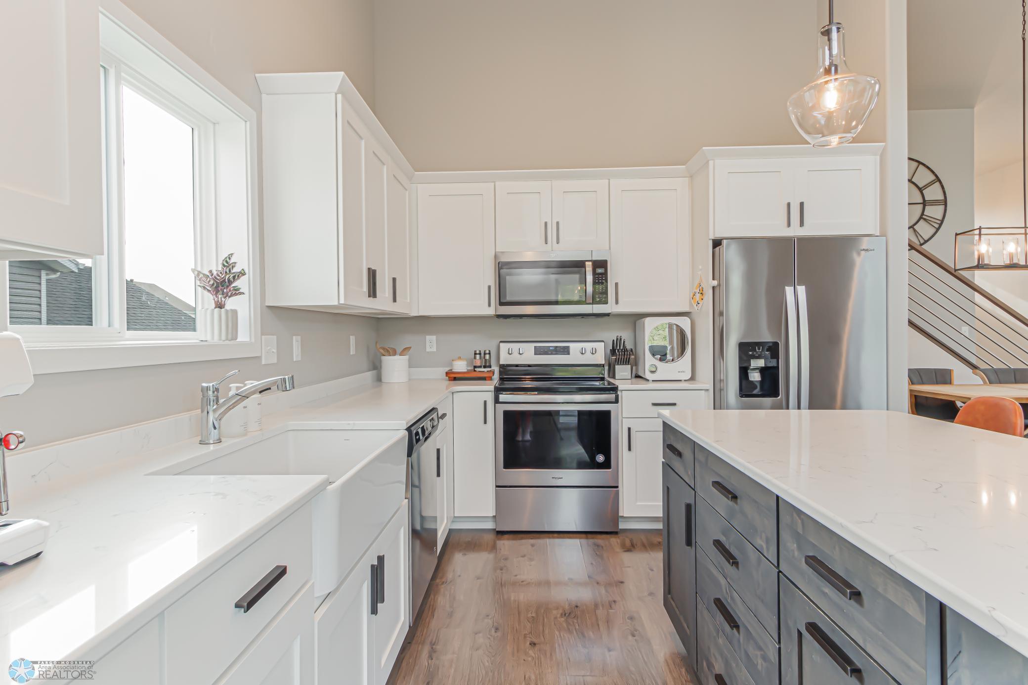 Kitchen_3.jpg