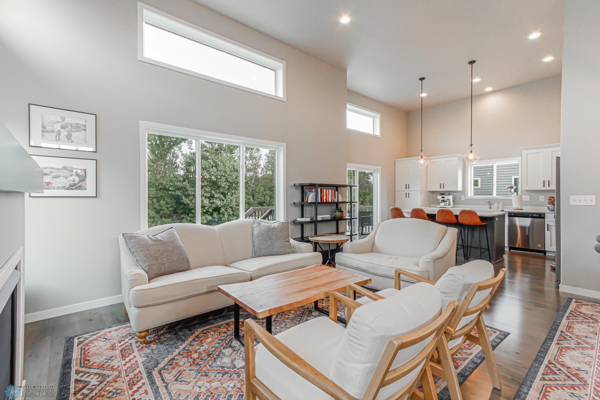 Living_Room_2.jpg
