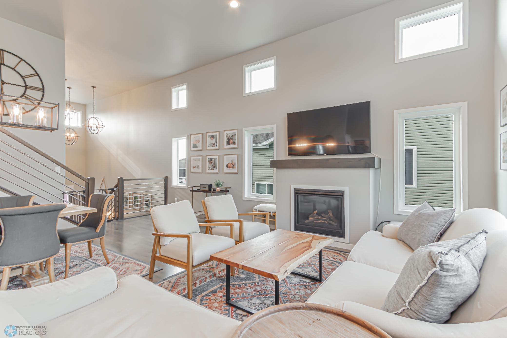 Living_Room_3.jpg