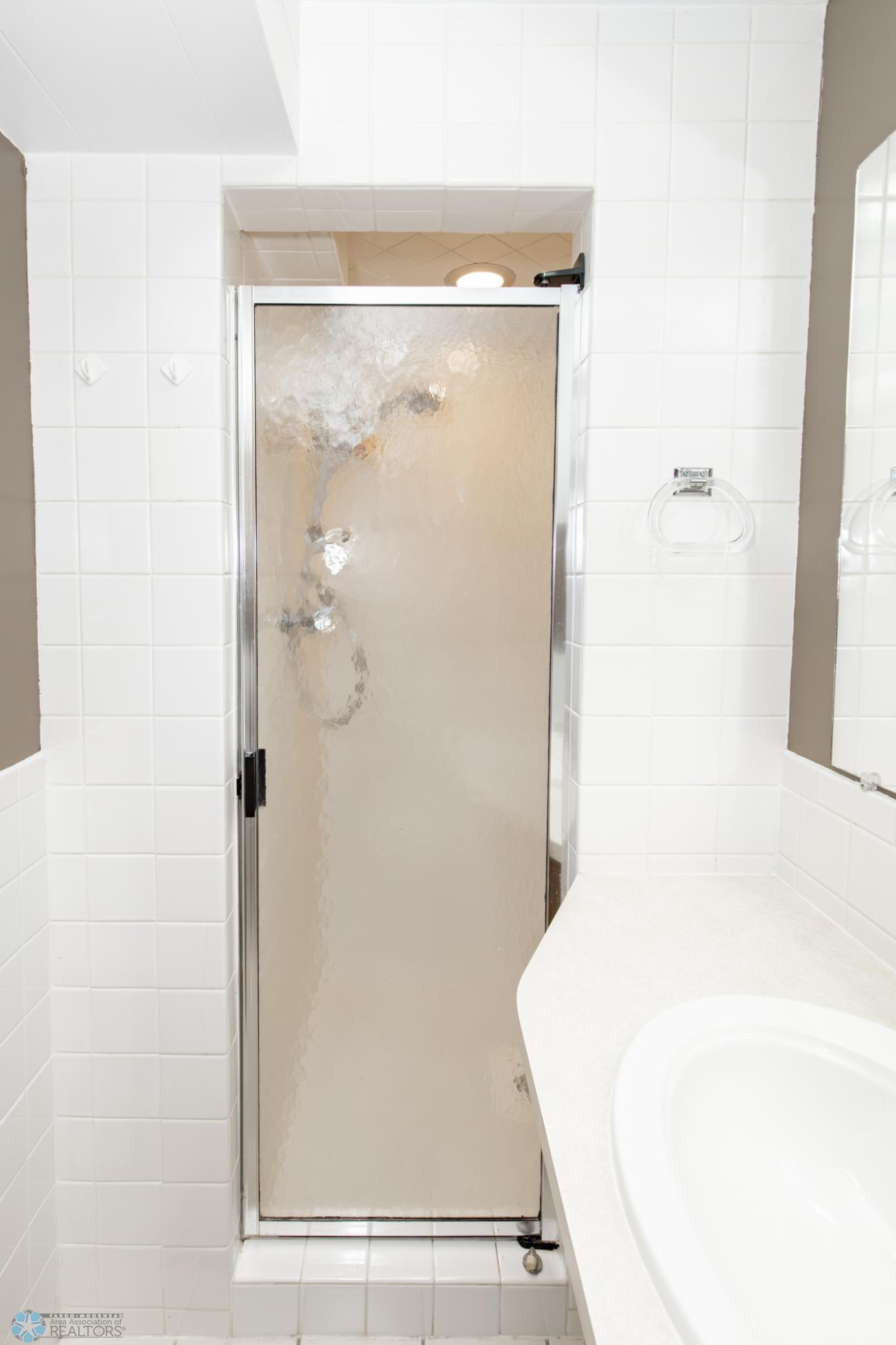 Bathroom 2 - 3/4