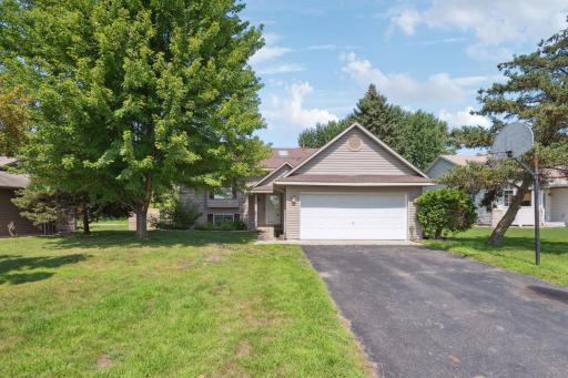 Photo for 7944 Highpointe Road, Saint Paul, MN 55125 - listing #6587404 7944 Highpointe Road, Saint Paul, MN 55125