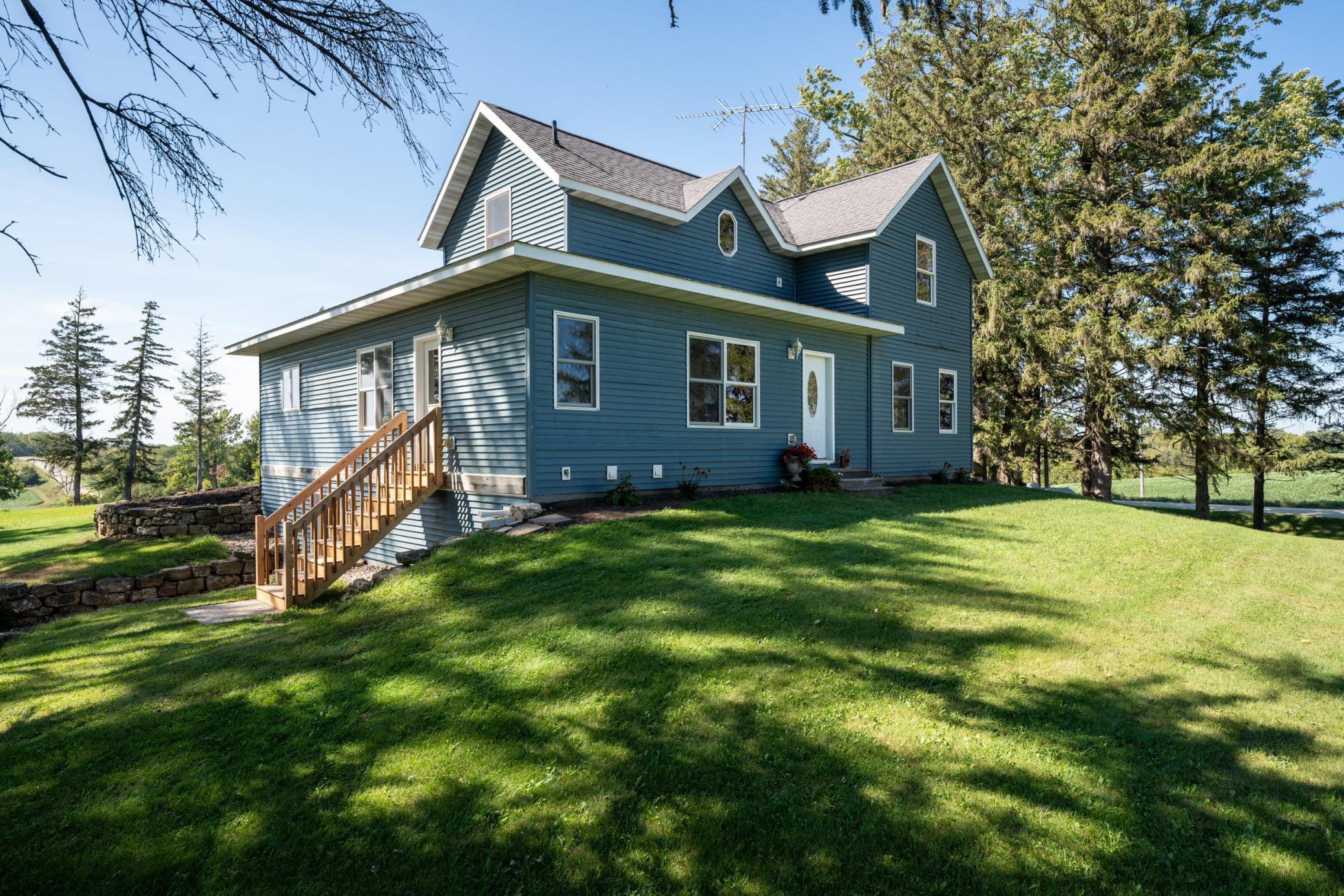 20950 460th Street, Zumbrota, MN 55992