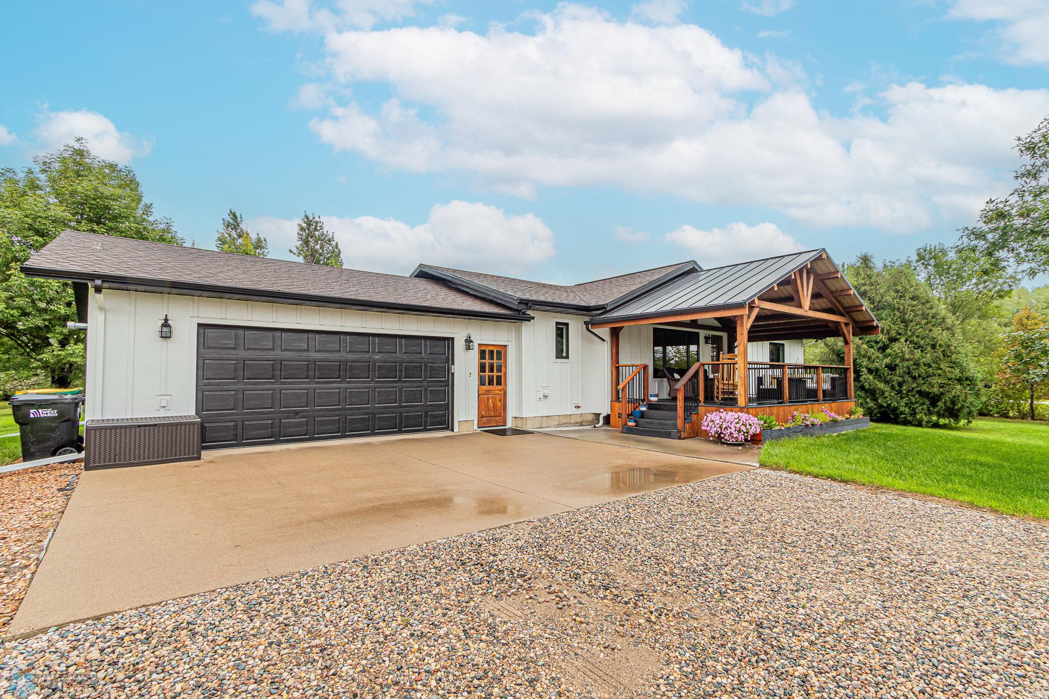 4402 4th St W, West Fargo, ND 58078-03.jpg