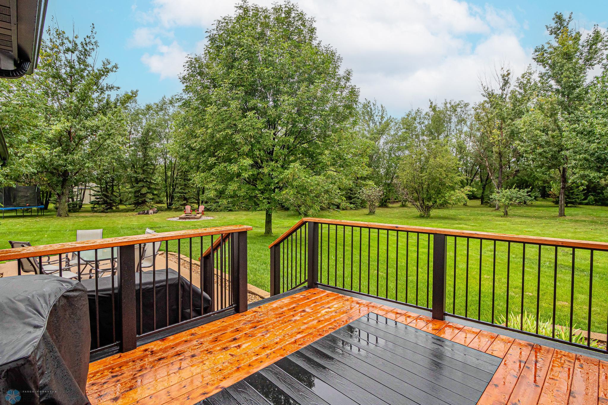 4402 4th St W, West Fargo, ND 58078-05.jpg