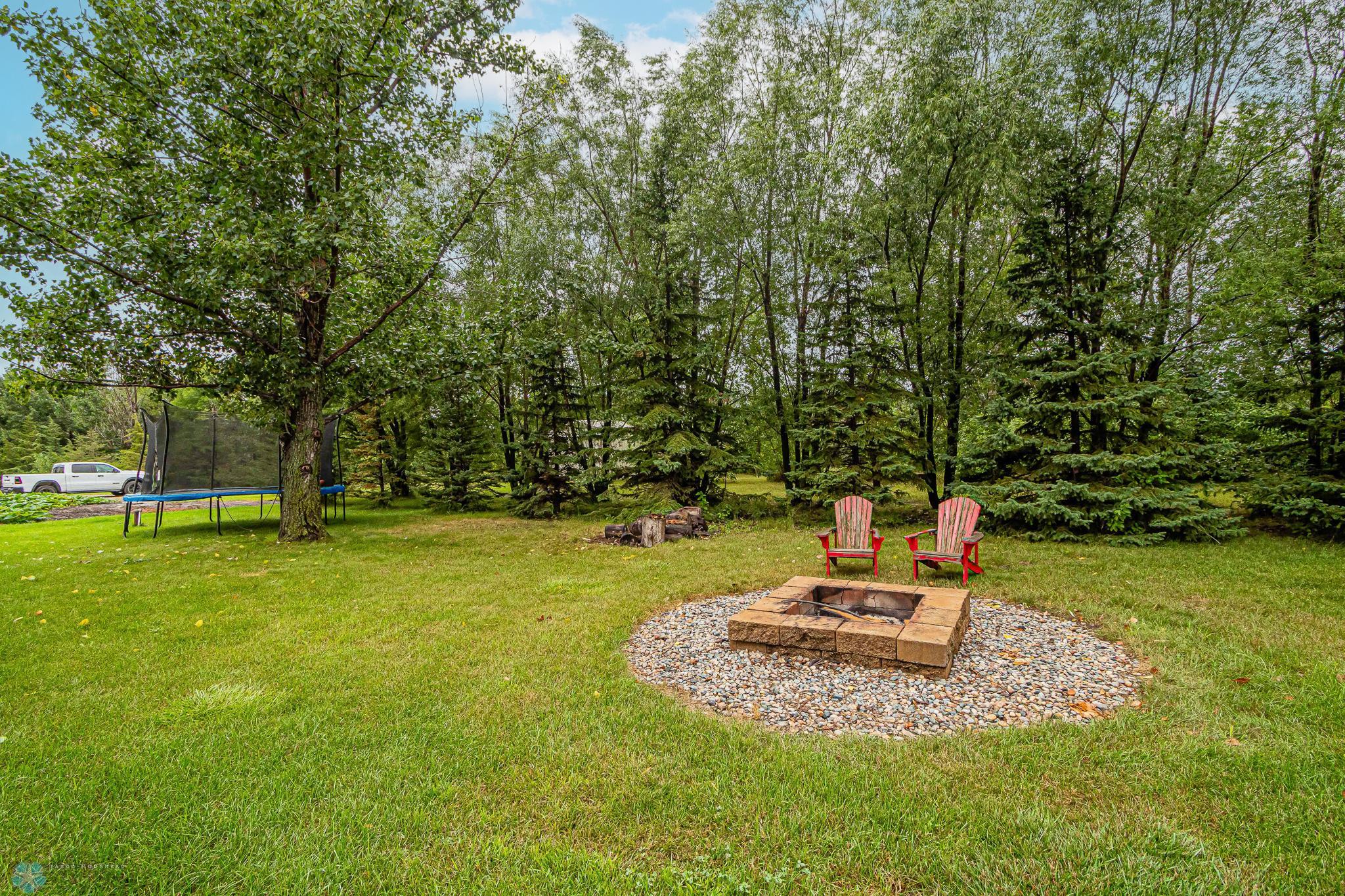 4402 4th St W, West Fargo, ND 58078-04.jpg