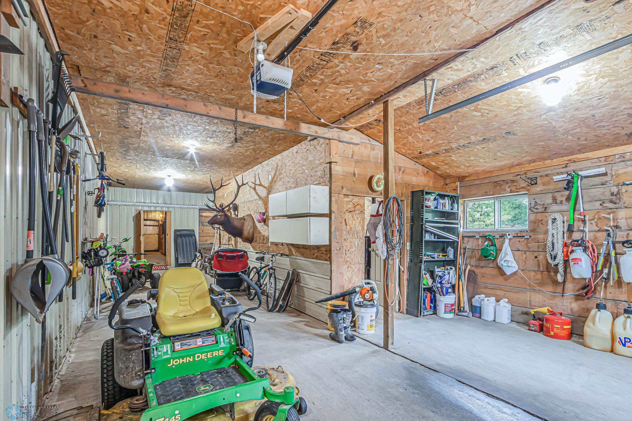 4402 4th St W, West Fargo, ND 58078-16.jpg