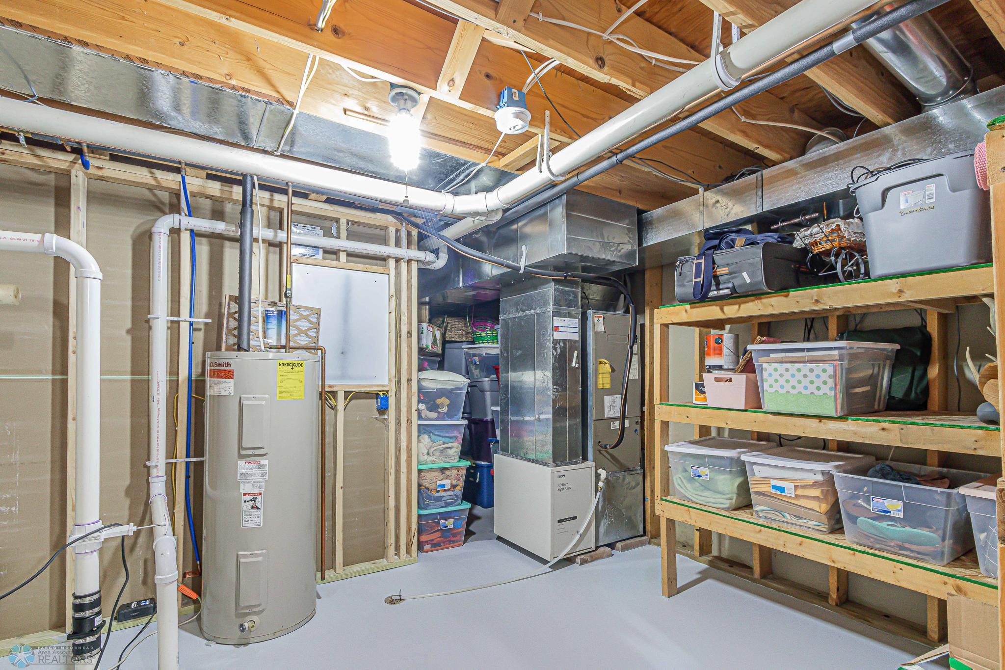4402 4th St W, West Fargo, ND 58078-21.jpg
