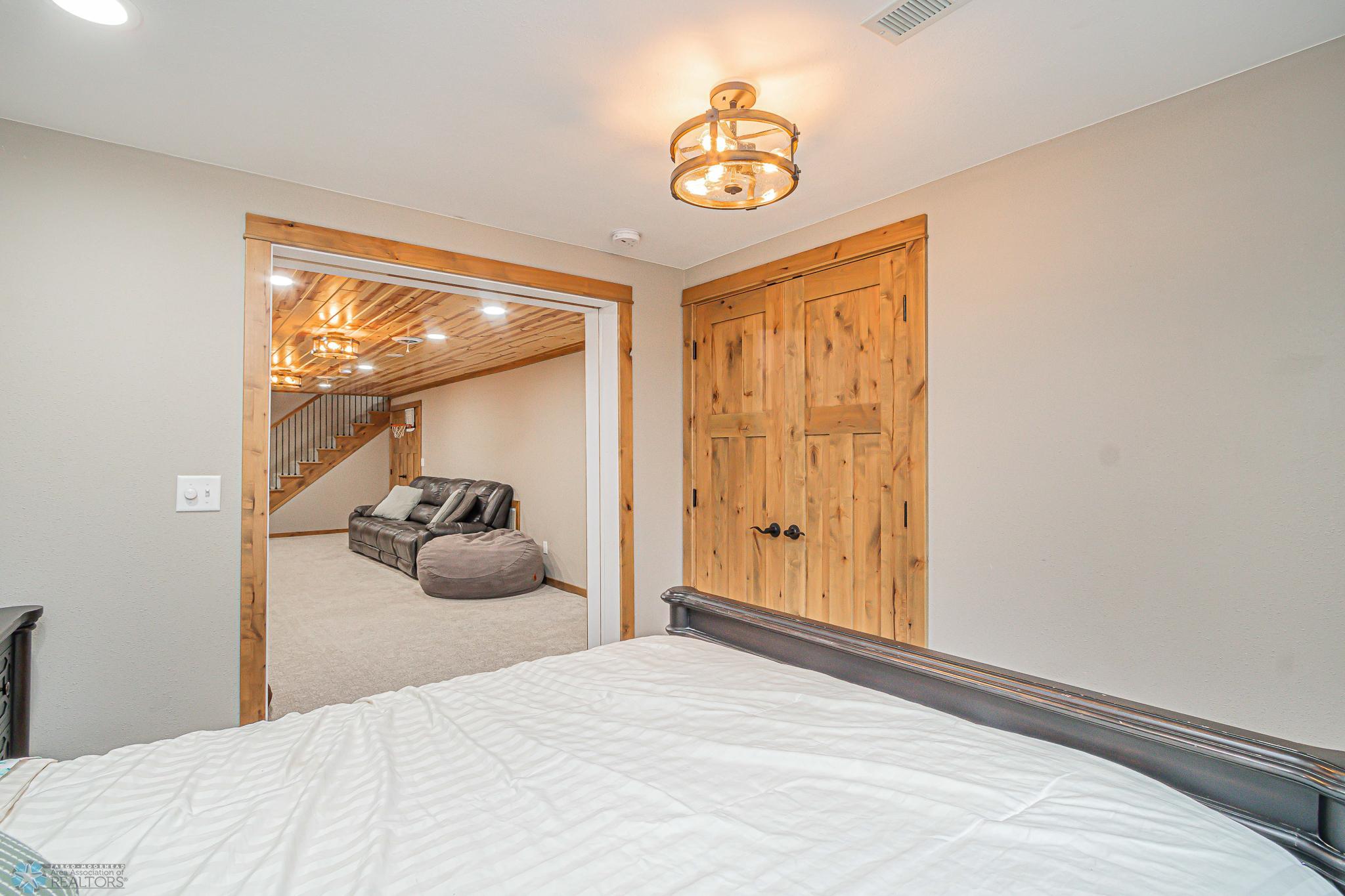 4402 4th St W, West Fargo, ND 58078-29.jpg