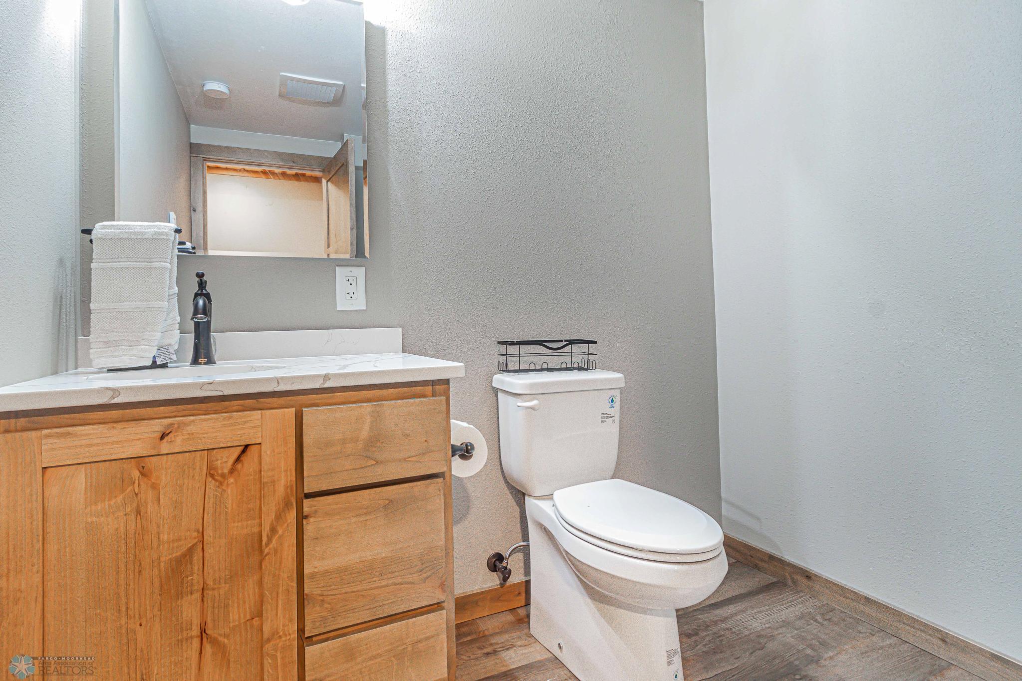 4402 4th St W, West Fargo, ND 58078-26.jpg