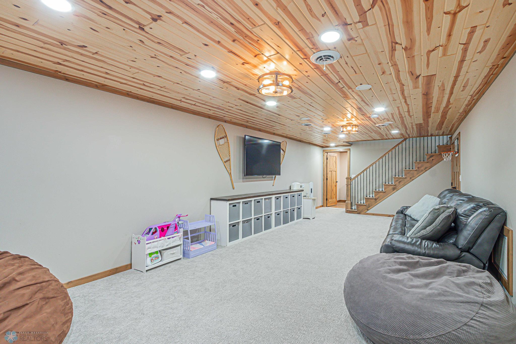 4402 4th St W, West Fargo, ND 58078-32.jpg