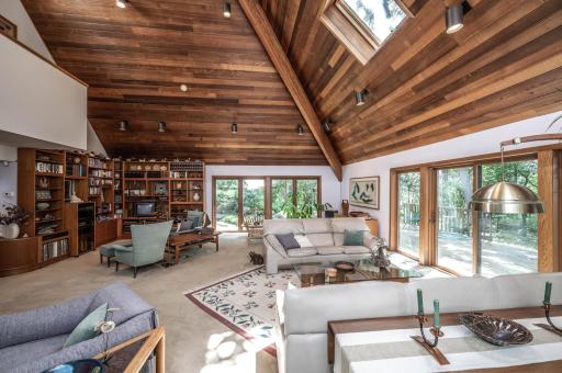 750 Mohican Lane, Saint Paul, MN 55120