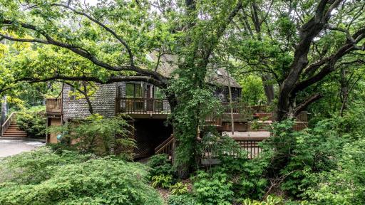 750 Mohican Lane, Saint Paul, MN 55120