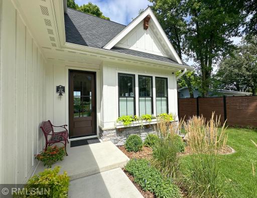 7083 Pilger Avenue NW, Annandale, MN 55302
