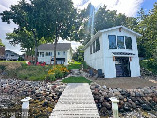 7083 Pilger Avenue NW, Annandale, MN 55302