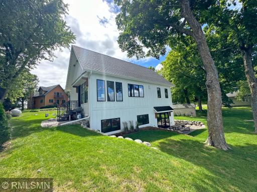 7083 Pilger Avenue NW, Annandale, MN 55302