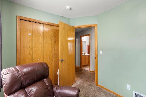 6389 207th Street N, Forest Lake, MN 55025