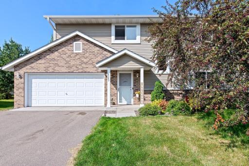 6389 207th Street N, Forest Lake, MN 55025