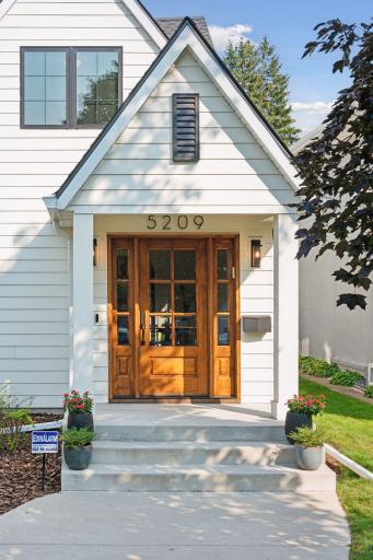 5209 Abbott Avenue S, Minneapolis, MN 55410