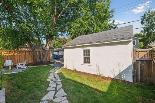 5209 Abbott Avenue S, Minneapolis, MN 55410