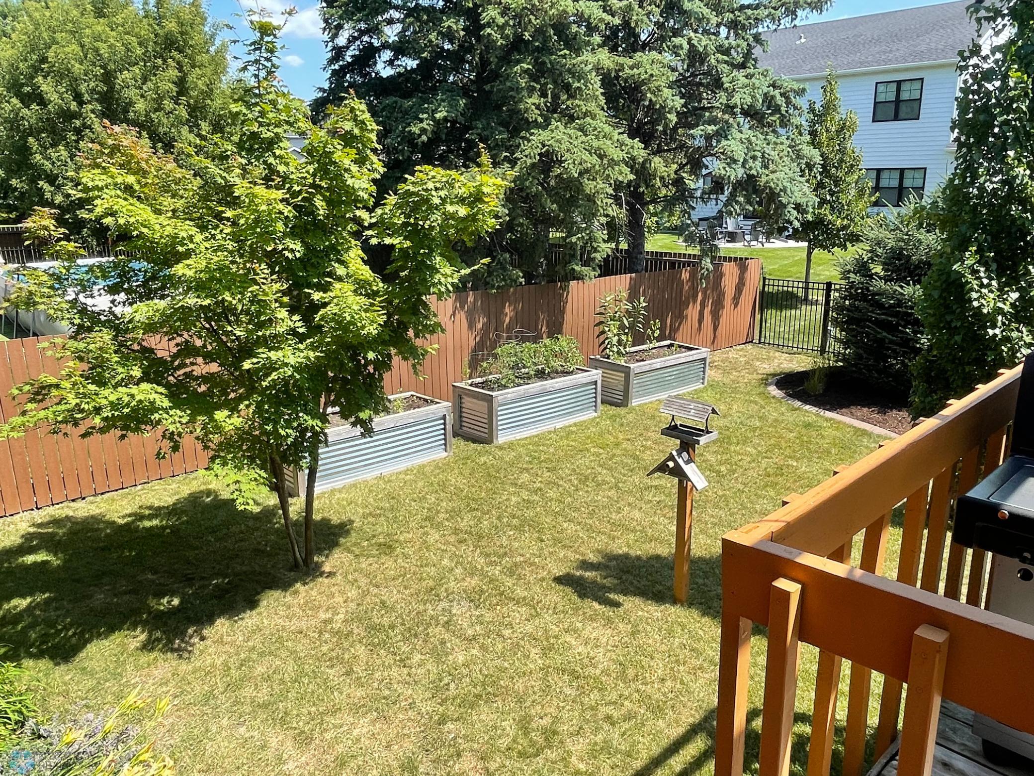 Backyard - view from deck to left side of backyard.jpg