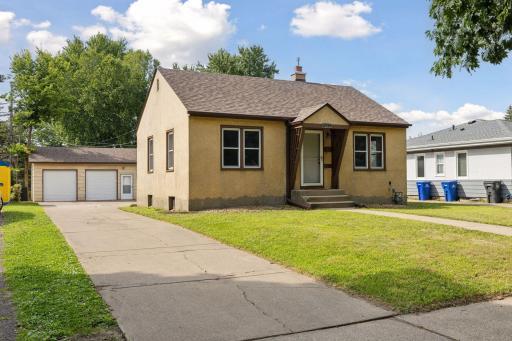2052 Magnolia Avenue E, Saint Paul, MN 55119
