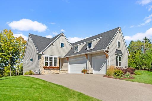 Jennings Bay Villa home. Beautifully designed and built by Gonyea/Stonegate Builders.