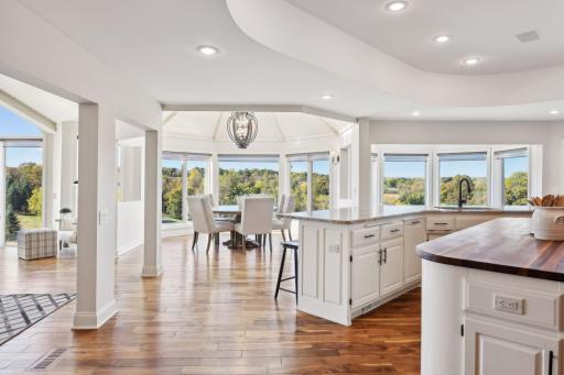 4550 and 4570 Wolverton Place, Maple Plain, MN 55359