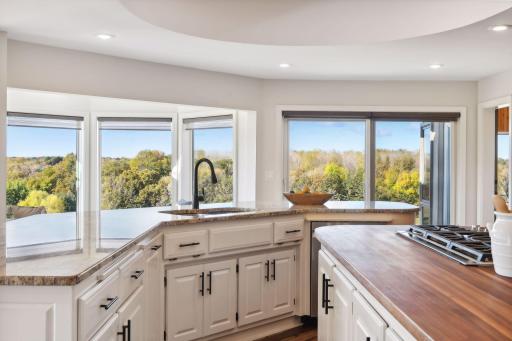 4550 and 4570 Wolverton Place, Maple Plain, MN 55359