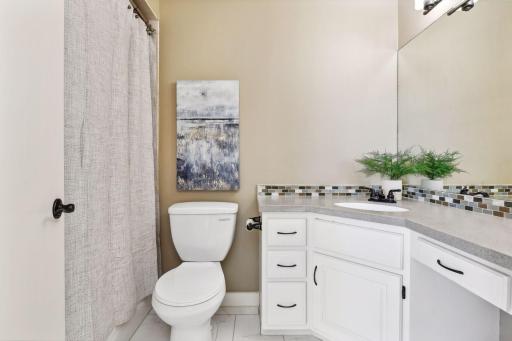 4550 and 4570 Wolverton Place, Maple Plain, MN 55359