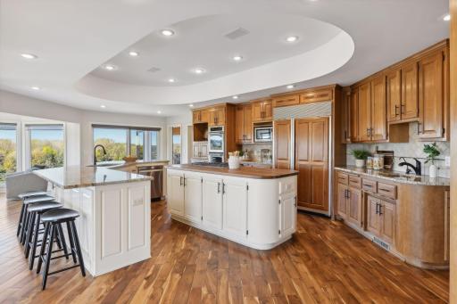 4550 and 4570 Wolverton Place, Maple Plain, MN 55359