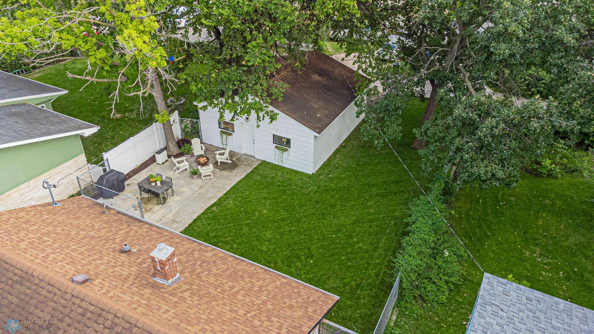 Backyard_8.jpg